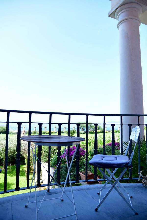 A.A.U.T Appartamento Villa Preli Chiavari Exterior photo